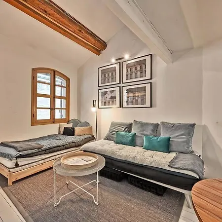 Apartment La Bulle - 3 Min Palais Des Papes - Clim Ac - Wifi