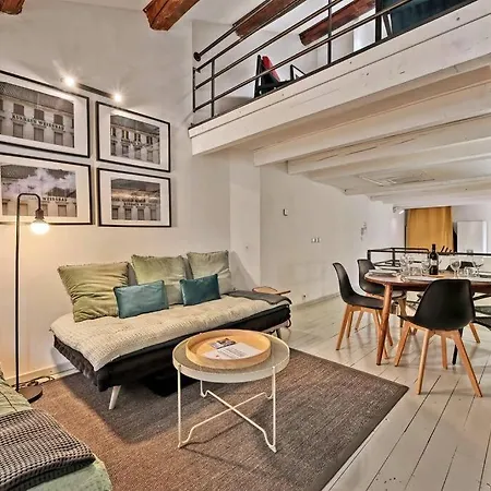 Apartment La Bulle - 3 Min Palais Des Papes - Clim Ac - Wifi *